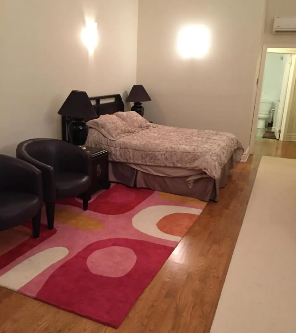 Bed and breakfast Clinton And Bloor B&B By Elevate Rooms Toronto Canadá